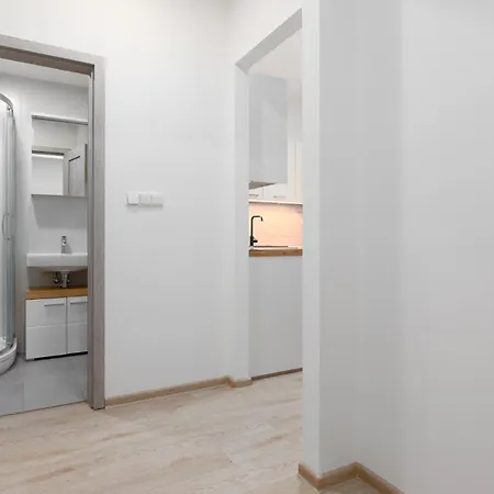 Apartmán 2 Bedrooms With Kitchen Near The Subway