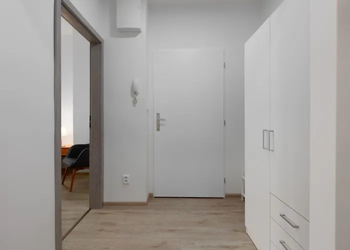 2 Bedrooms With Kitchen Near The Subway Appartement Praag